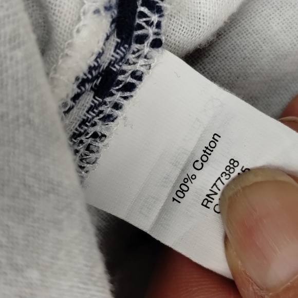 Madewell women's small button back blue/white plaid flannel feel material top - Picture 9 of 13